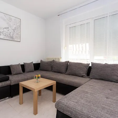 Asea アパート ザダル